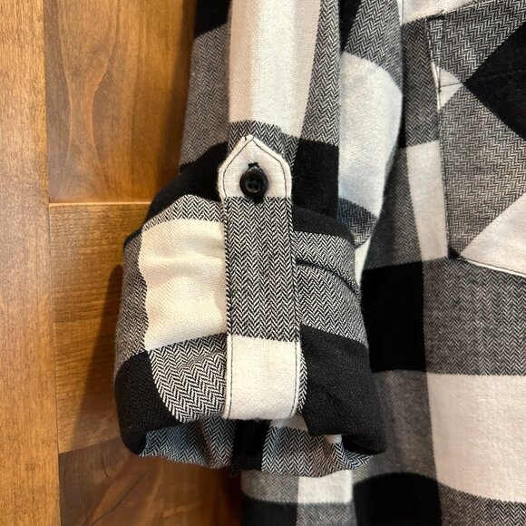 SKO BUFFS! CU Boulder Ladies Flannel Buffalo Check Top (NEW) - Picture 9 of 16
